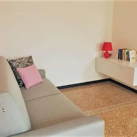 Via De Rege, 31 Albisola Superiore